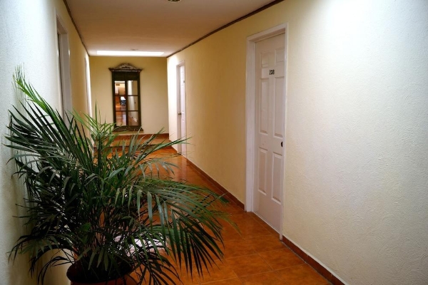Hotel & Suites Villa del Sol